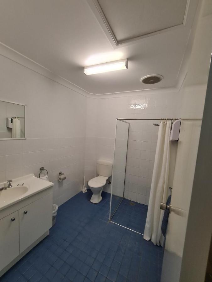 Ocean Parade Motel Кофс Харбър Екстериор снимка