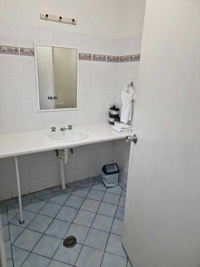 Ocean Parade Motel Кофс Харбър Екстериор снимка