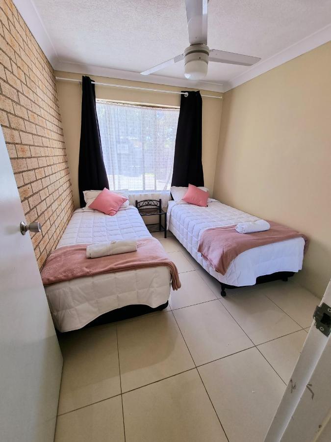 Ocean Parade Motel Кофс Харбър Екстериор снимка