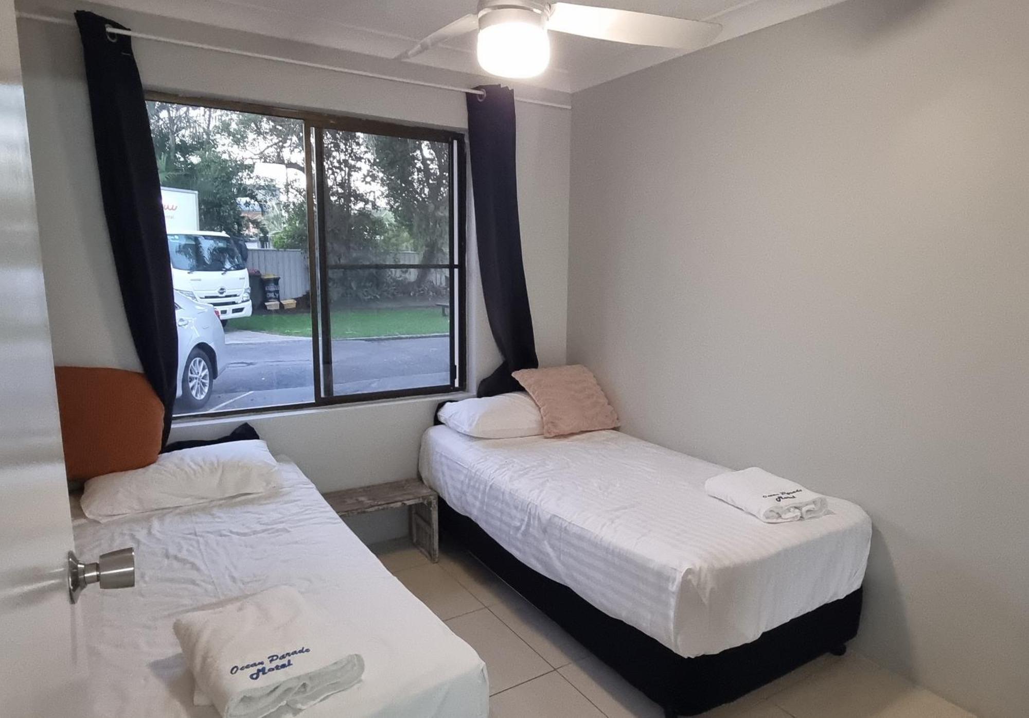 Ocean Parade Motel Кофс Харбър Екстериор снимка